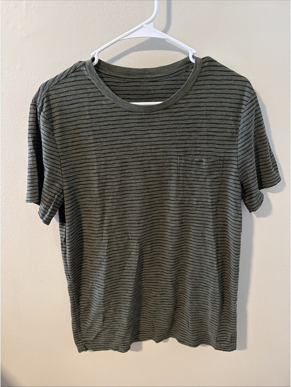 Men’s Express Brand T Shirt Size M